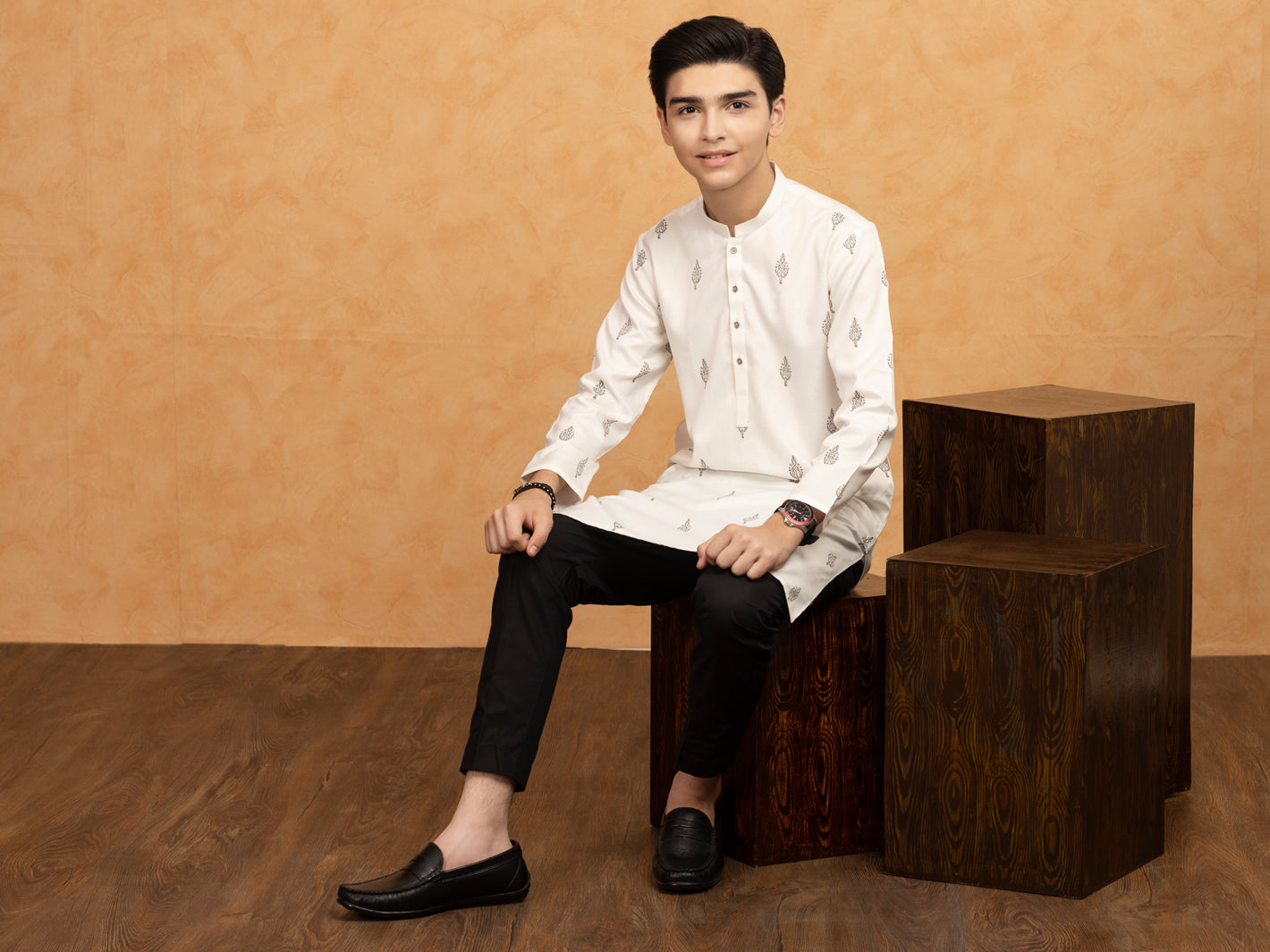 White Blended Kurta - ALT-K-047A - Almirah Online