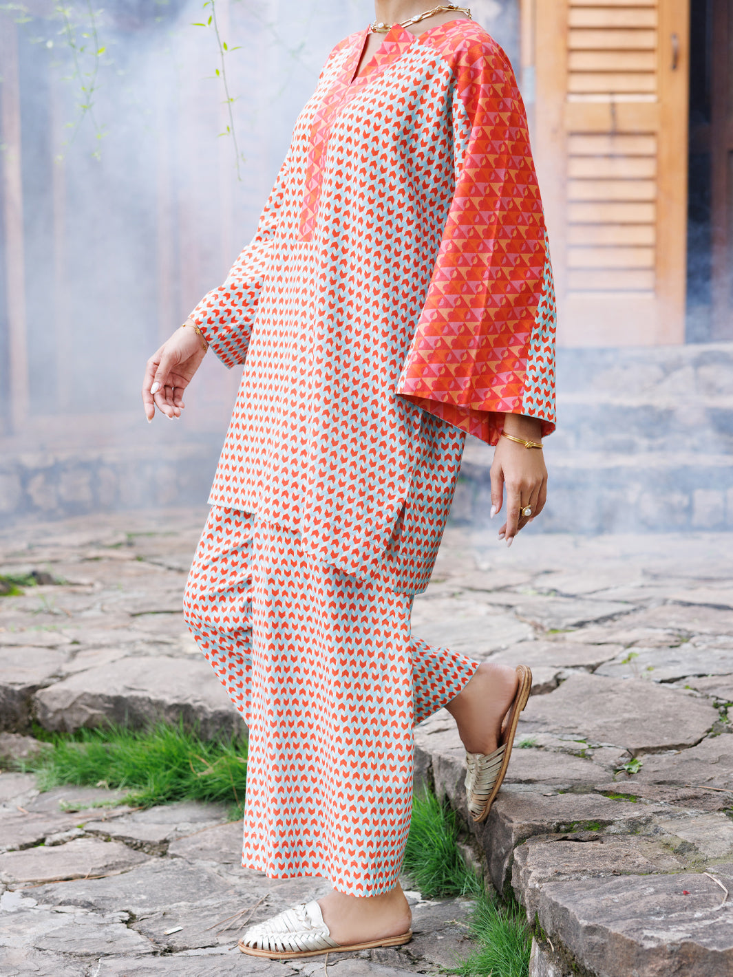 Multicolor Cambric Co-Ord Set - AWP-2PS-SLKS-1054