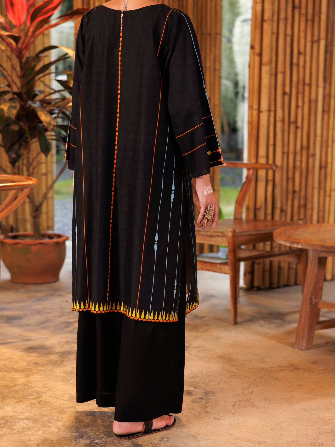 Black Lawn 2Pc Stitched - AL-2PS-LKS-1015