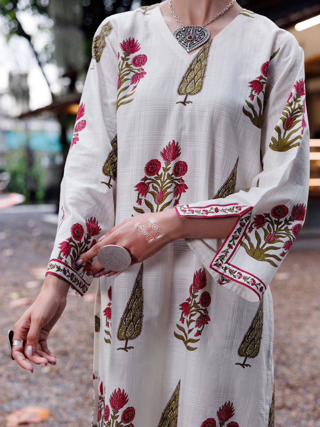 Off White Cotton Dobby Square 2Pc Stitched - AL-2PS-LKS-1020