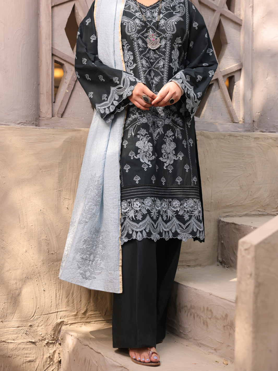 Black Cambric 3Pc Unstitched - ALP-3PS-1631