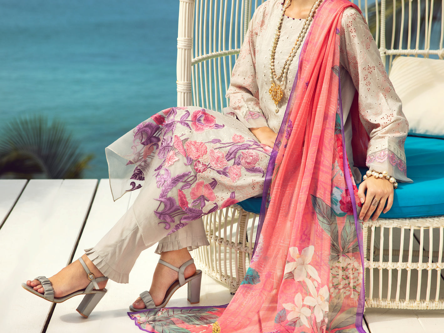 Light Grey Dyed Lawn 3 Piece Unstitched - ALP-3PS-1729
