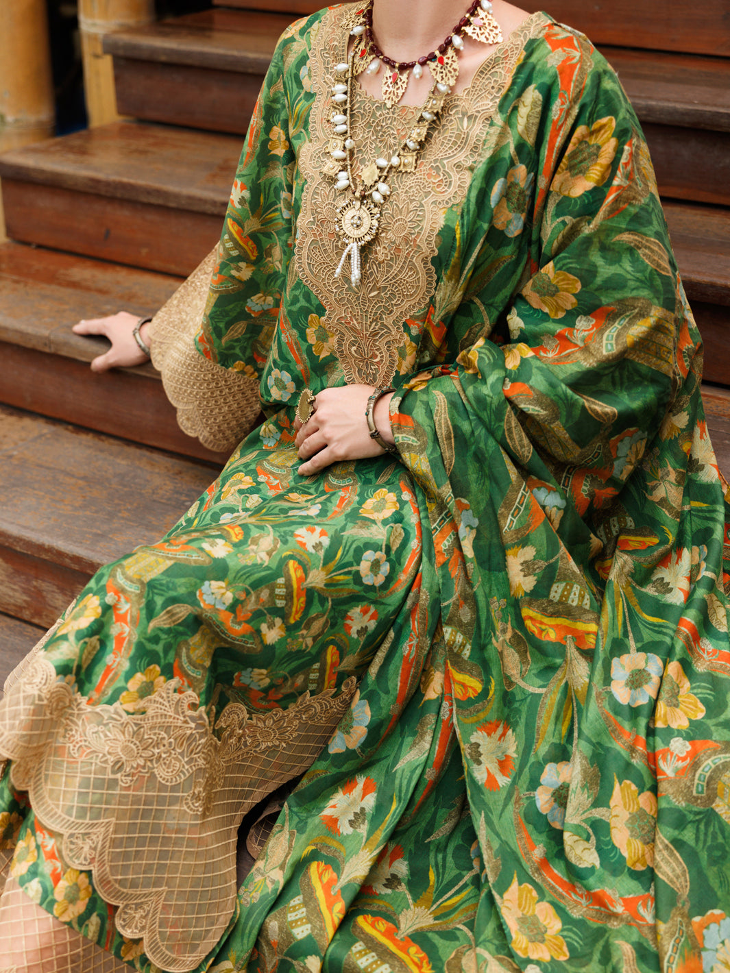 Green Lawn 3Pc Stitched - ALP-3PS-1986