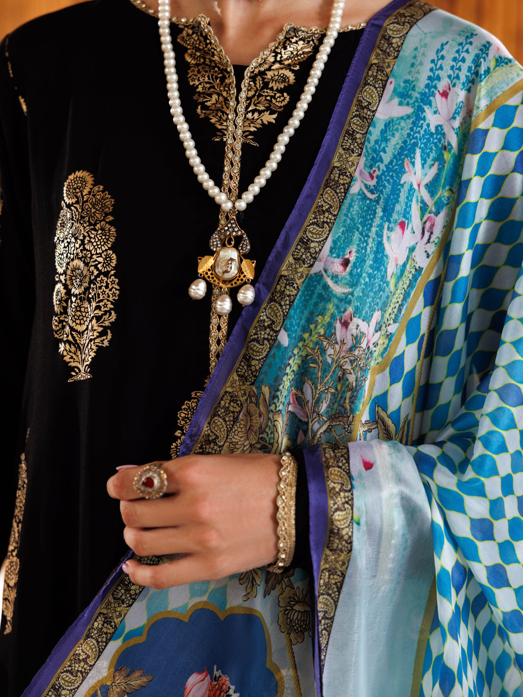 Black Viscose 3Pc Unstitched - ALP-3PS-2040