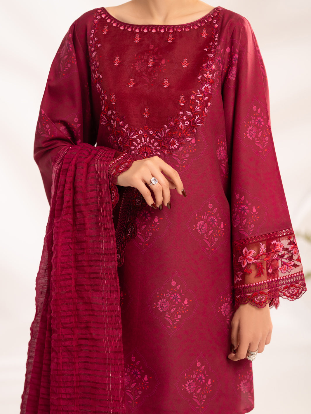 Maroon Lawn Unstitched 3Pc - ALP-3PS-2464