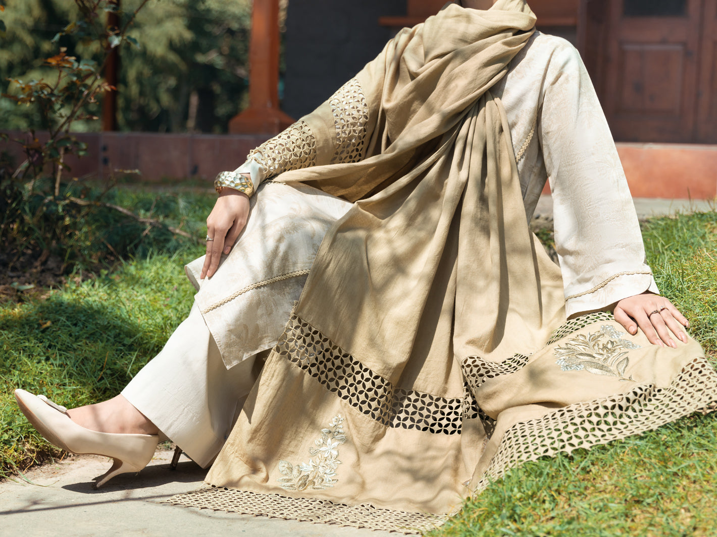 Beige Khaddar 3Pc Stitched - AWP-3PS-582
