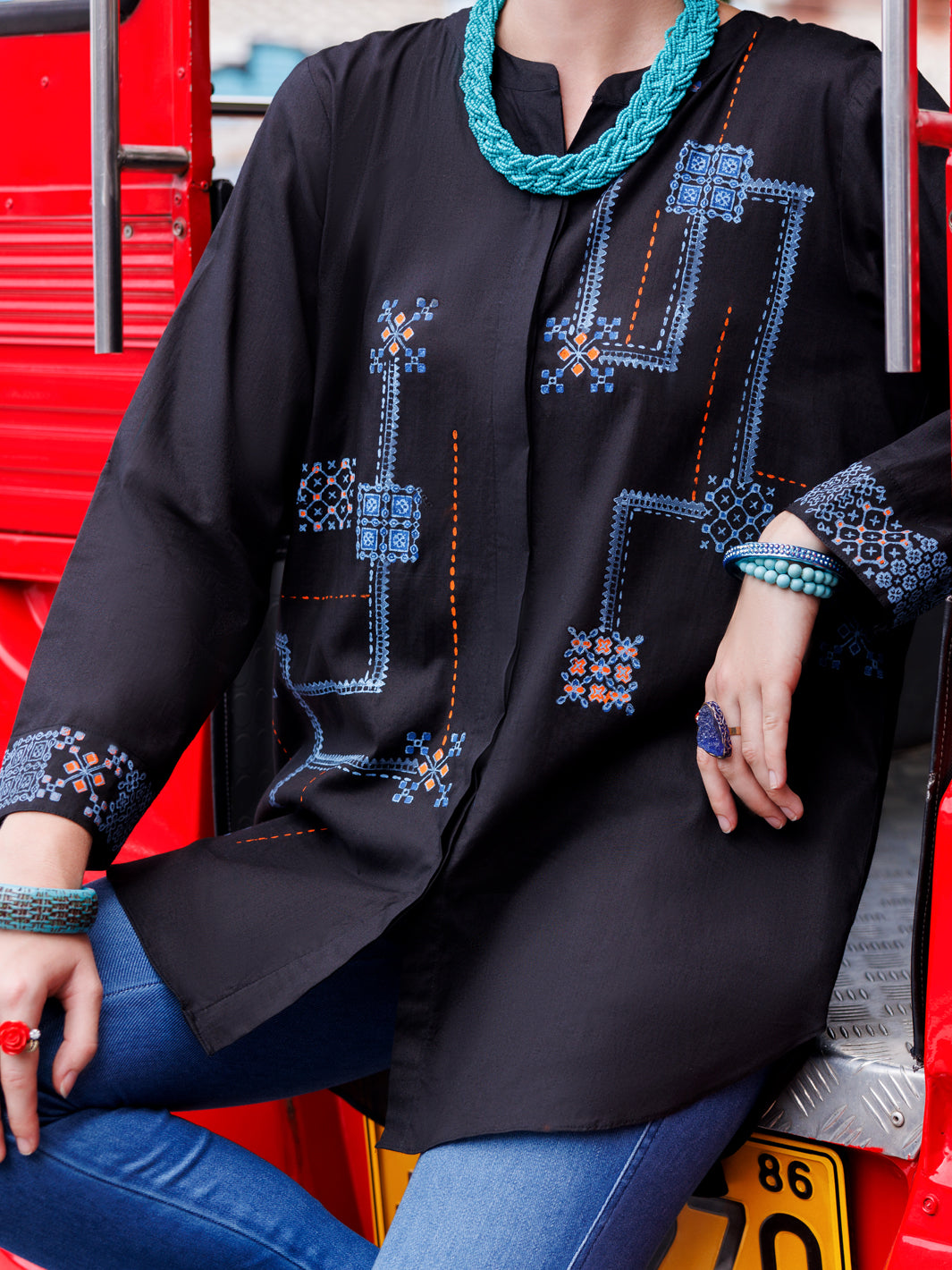Black Dobby Cotton Tunic - AL-LK-958 - Almirah Online