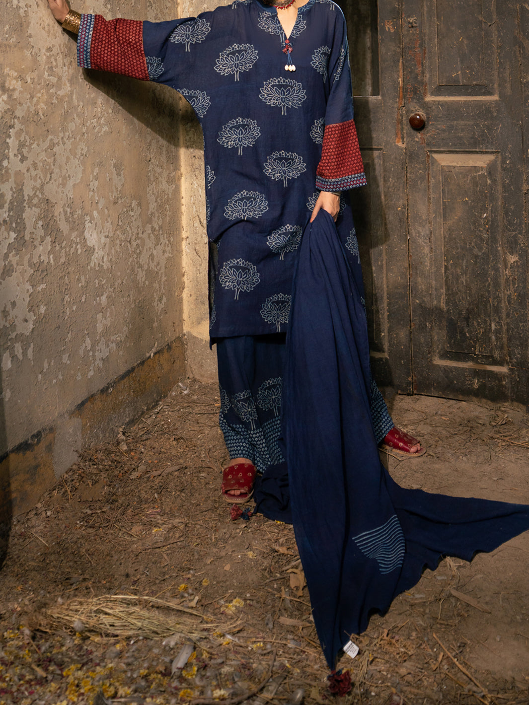 Blue Dyed Lawn 3Pc Stitched- ALCR-3PS-2830