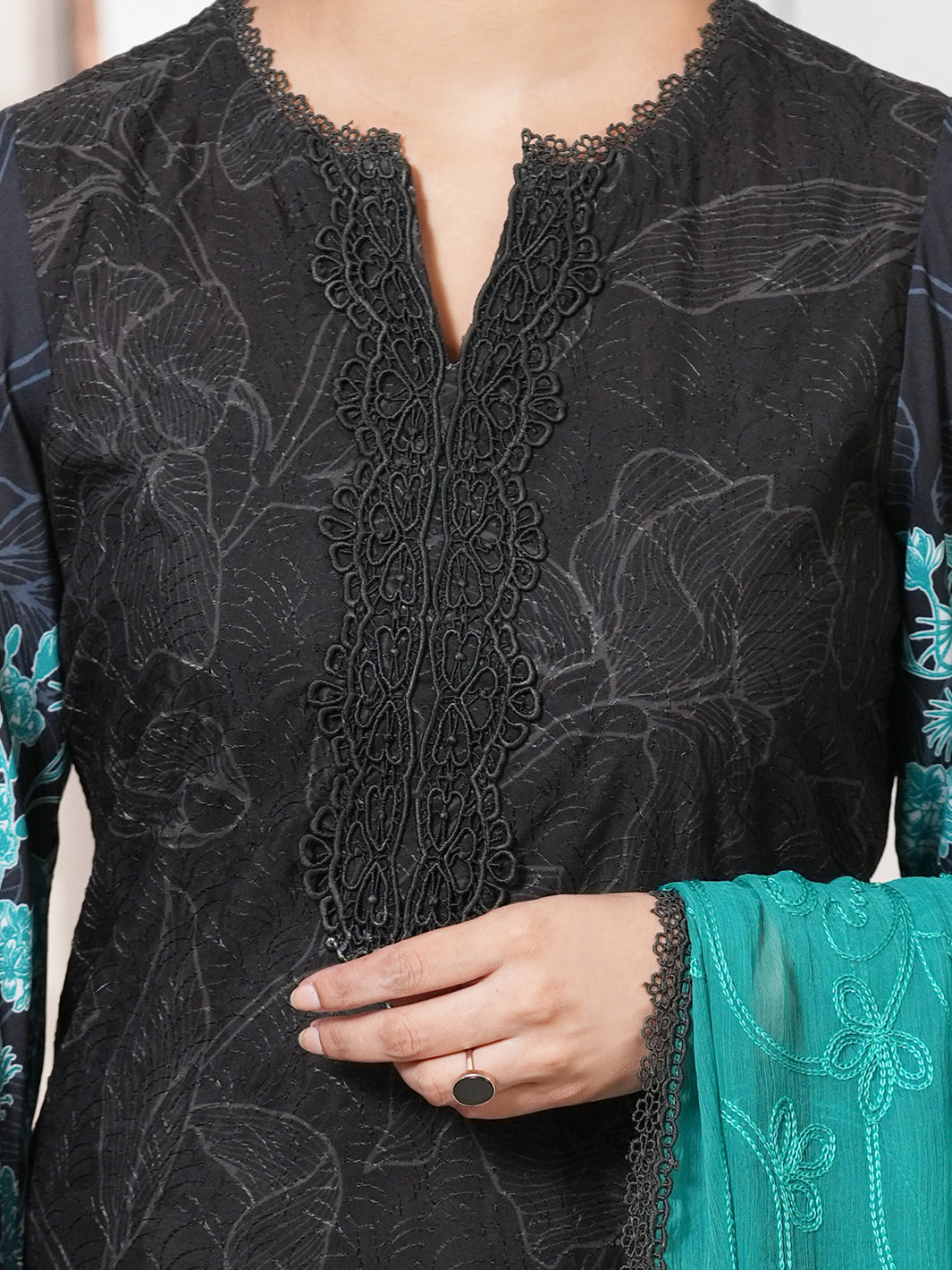 Black Stitched 3 Piece - ALP-3PS-2414