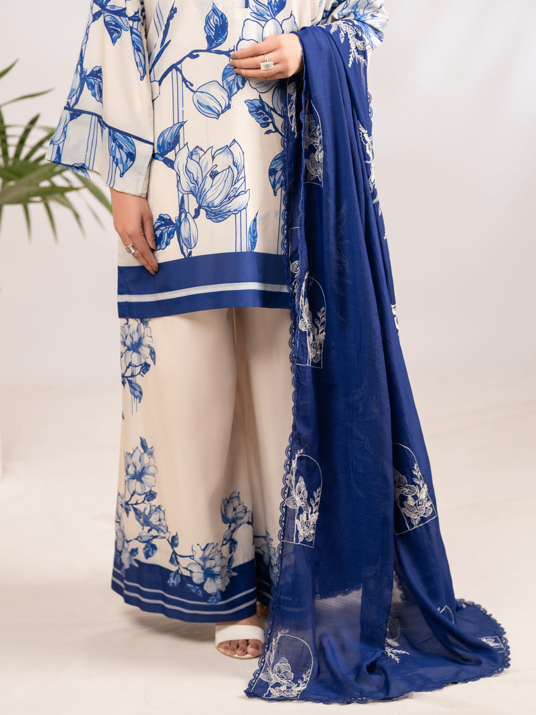 Blue Lawn Casual Dupatta - ALP-ST-2338