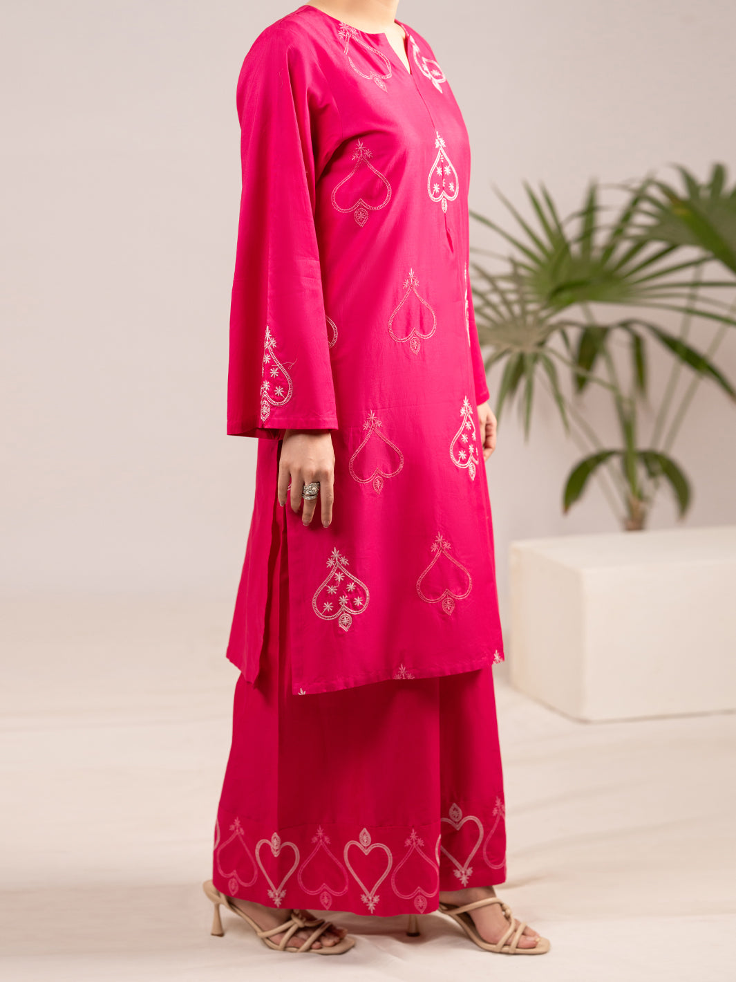 Fuchsia Lawn 2Pc Stitched - ALP-2PS-LKS-2539