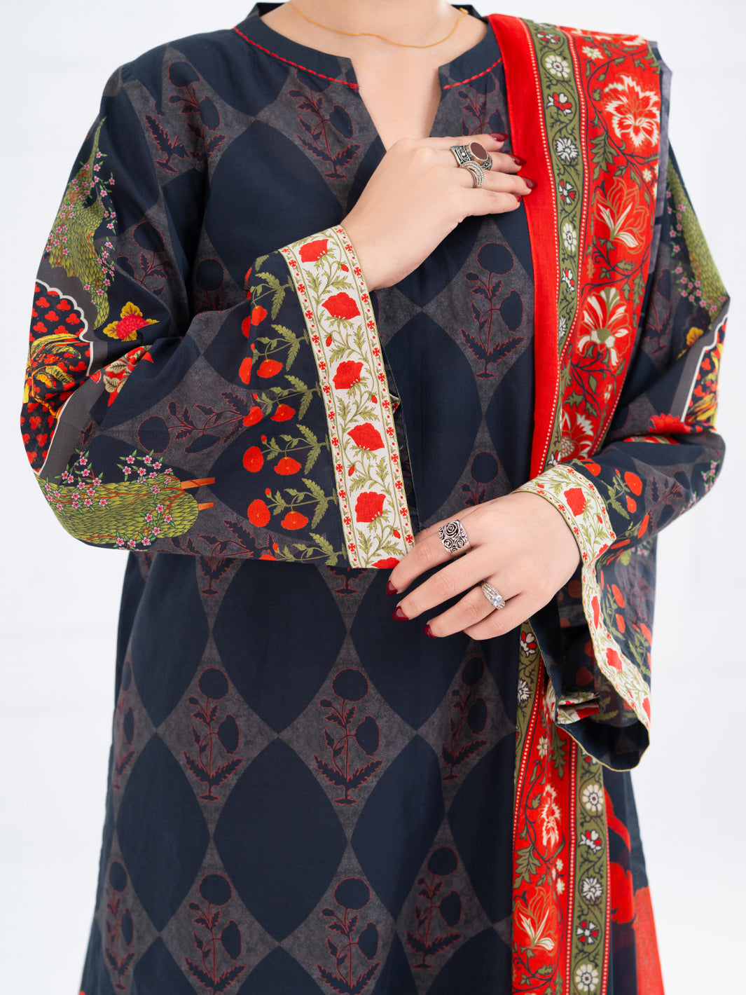 Black Lawn 3Pc Stitched - AWP-3PS-662