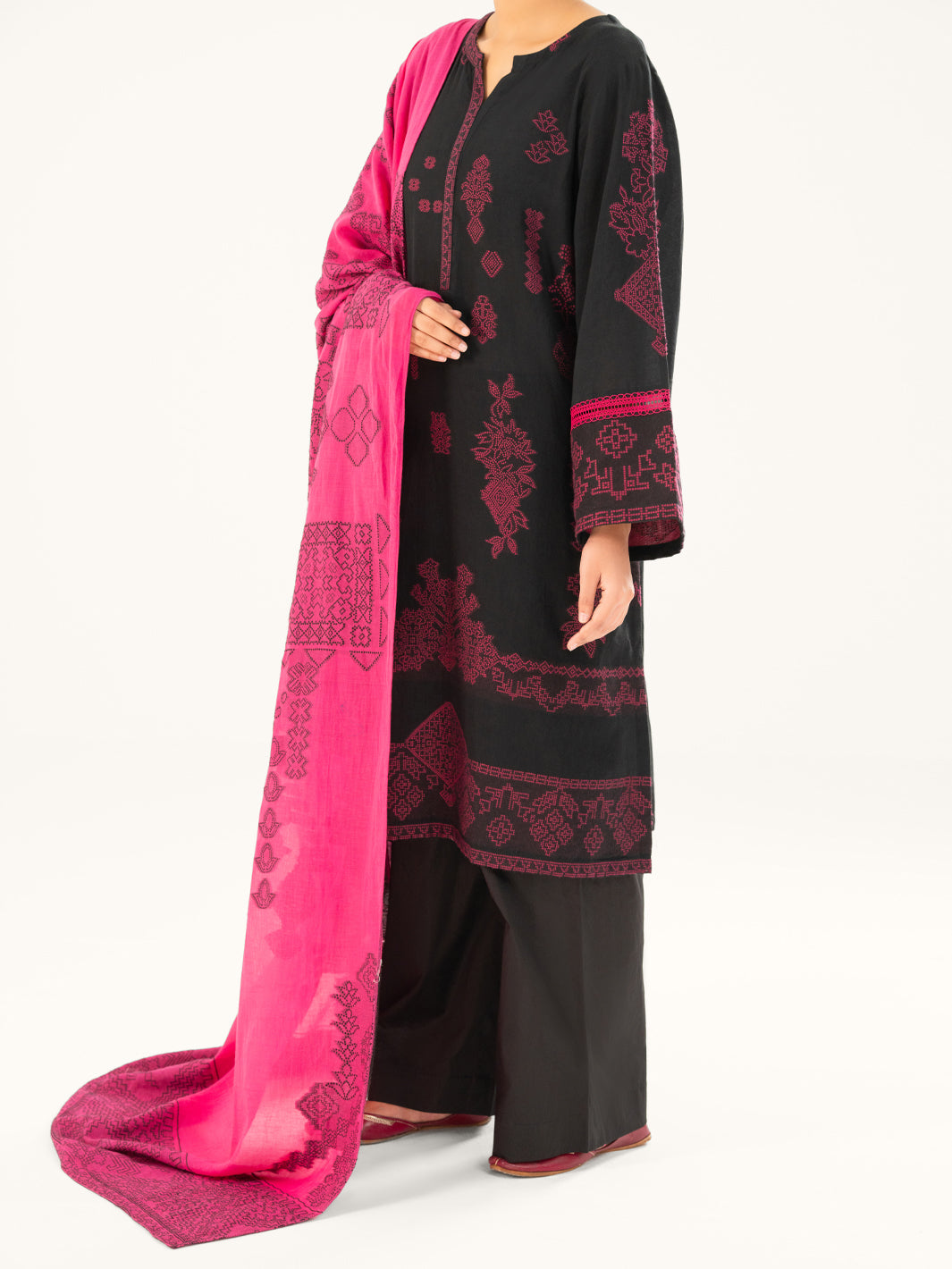 Black Jacquard 3Pc Stitched - AWP-3PS-750