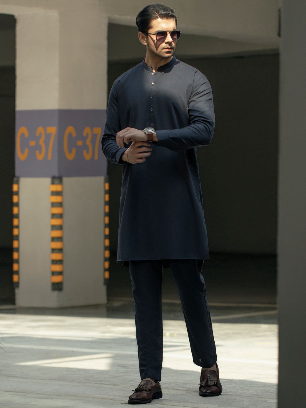Black Blended Kurta Trouser - AL-KT-2942