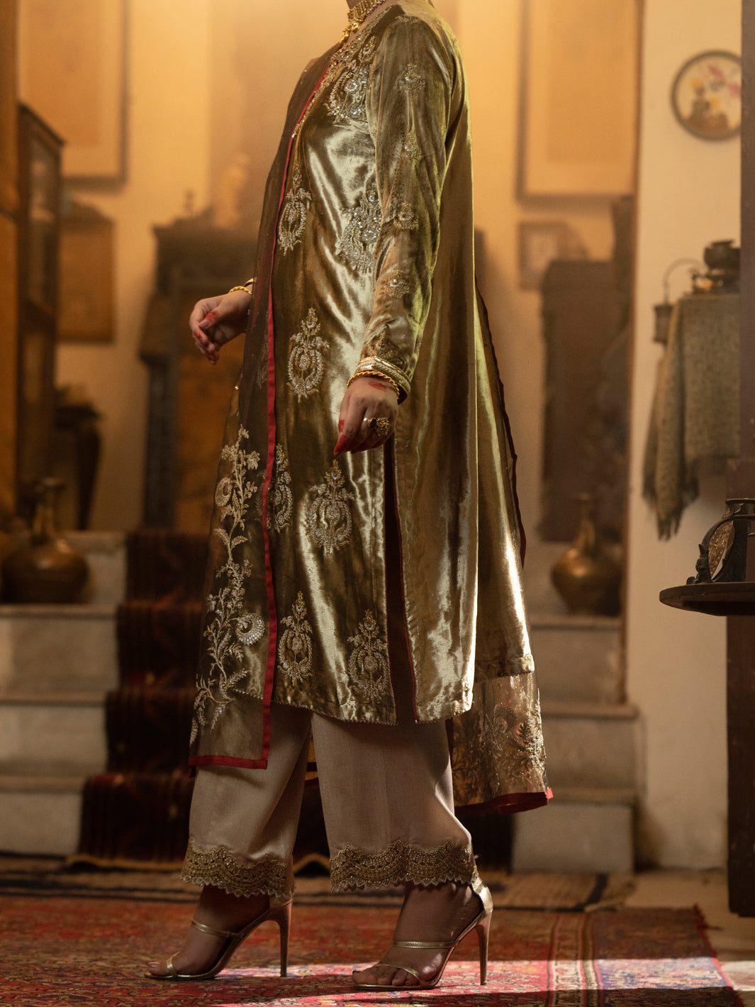 Beige Velvet 3Pc Formal Stitched - AL-3PS-LS-443A