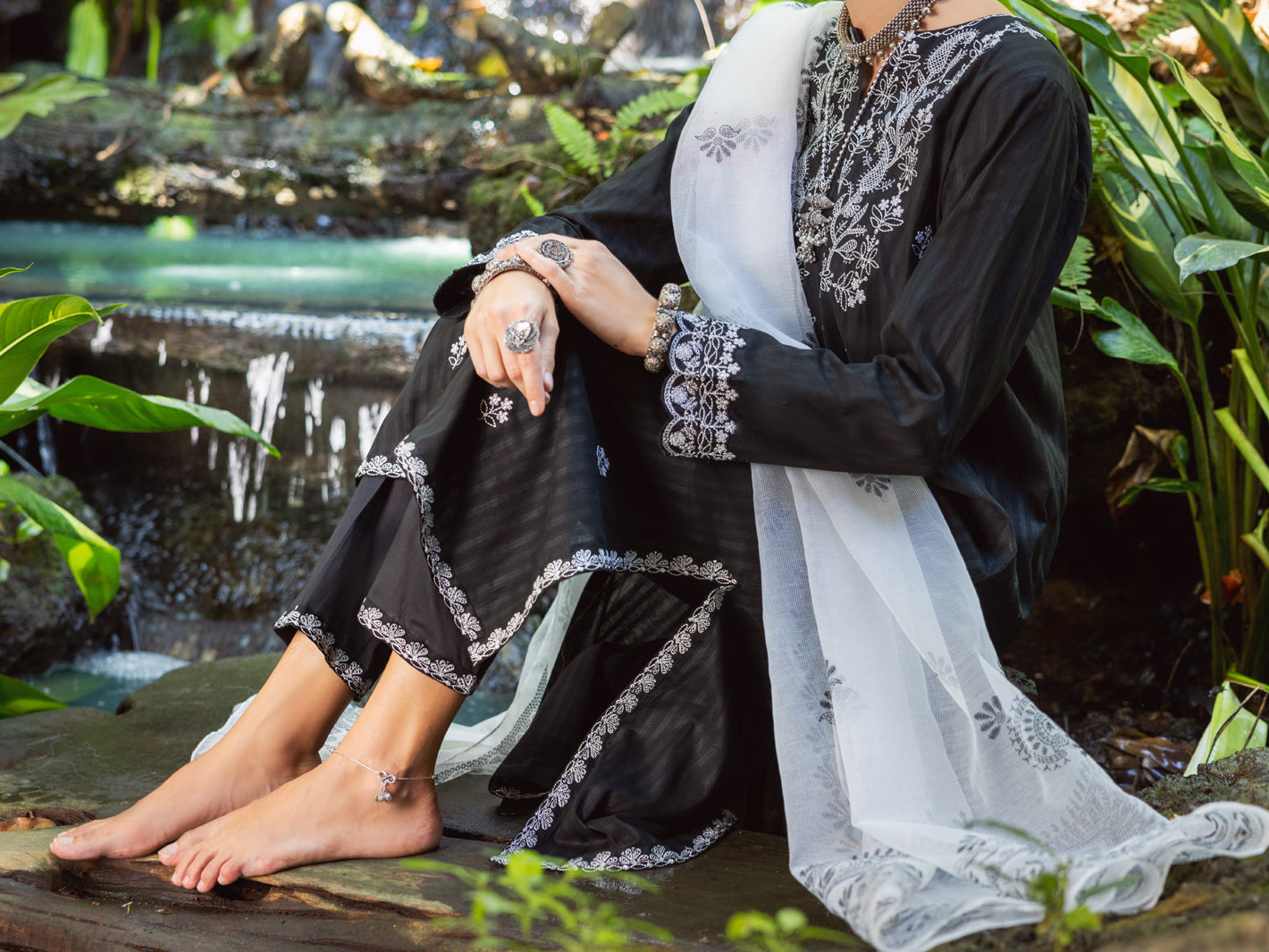 Black Jacquard 3 Piece Stitched - ALP-3PS-1764 - Almirah Online
