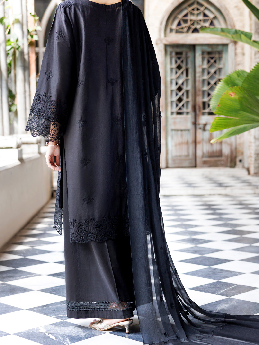 Black Schiffli Lawn 3Pc Unstitched - ALP-3PS-2111