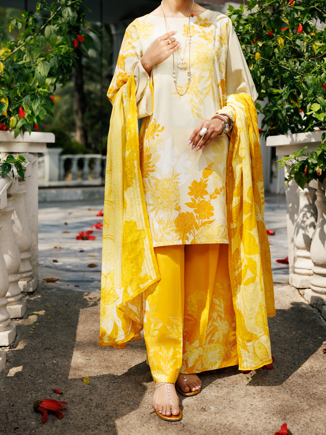 Lemon Lawn 3 Piece Stitched - ALP-3PS-2124