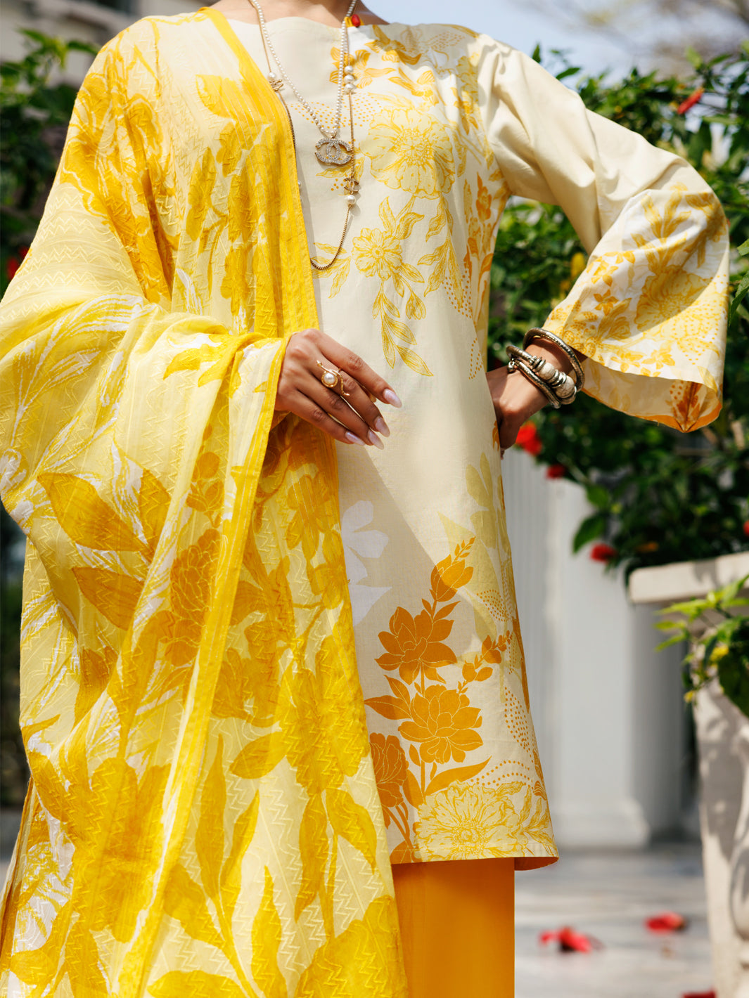 Lemon Lawn 3 Piece Stitched - ALP-3PS-2124
