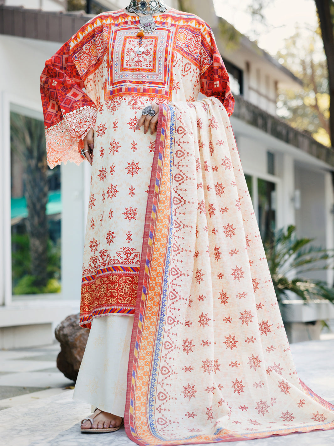 Cream Lawn 3 Piece Stitched - ALP-3PS-2138