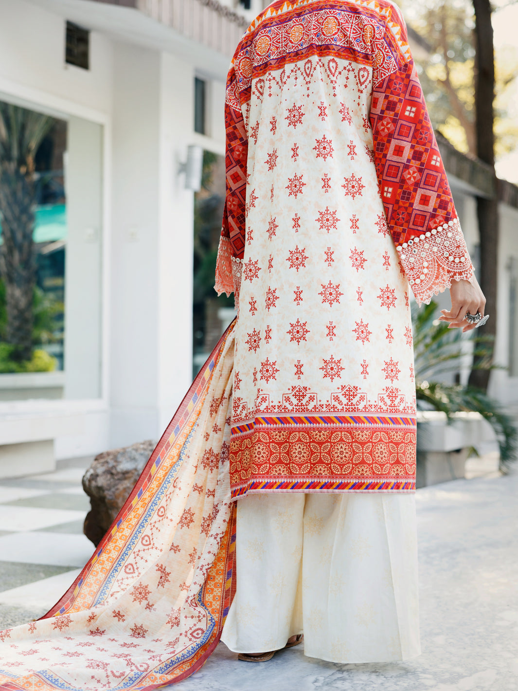 Cream Lawn 3 Piece Stitched - ALP-3PS-2138