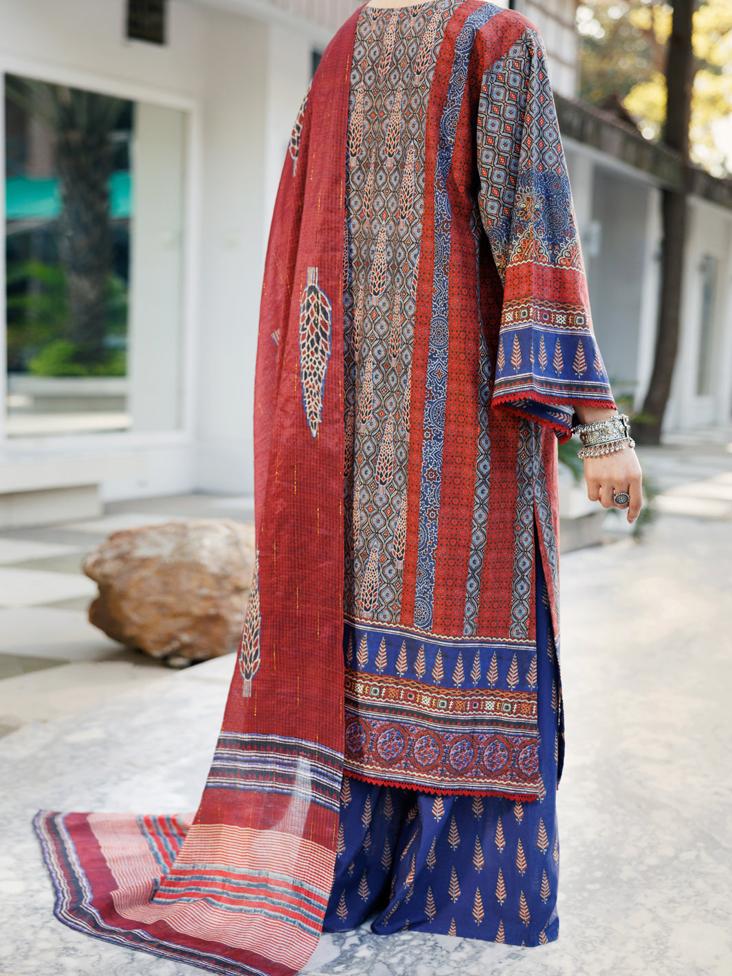 Maroon Lawn 3 Piece Stitched - ALP-3PS-2140