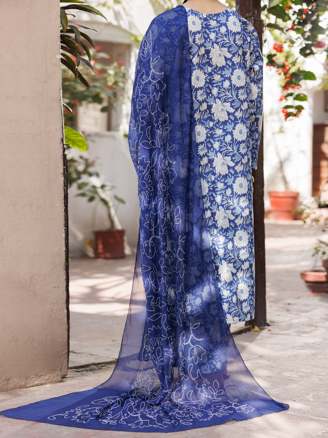 Blue Lawn 3 Piece Stitched - ALP-3PS-2147