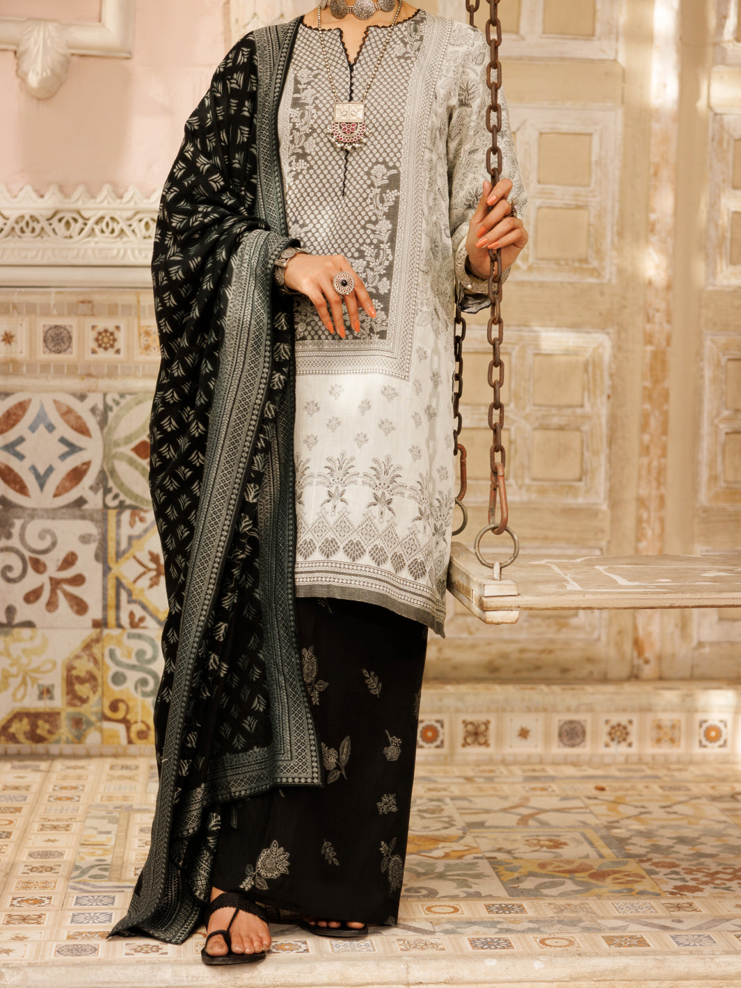 Black & White Jacquard 3Pc Stitched - ALP-3PS-2177