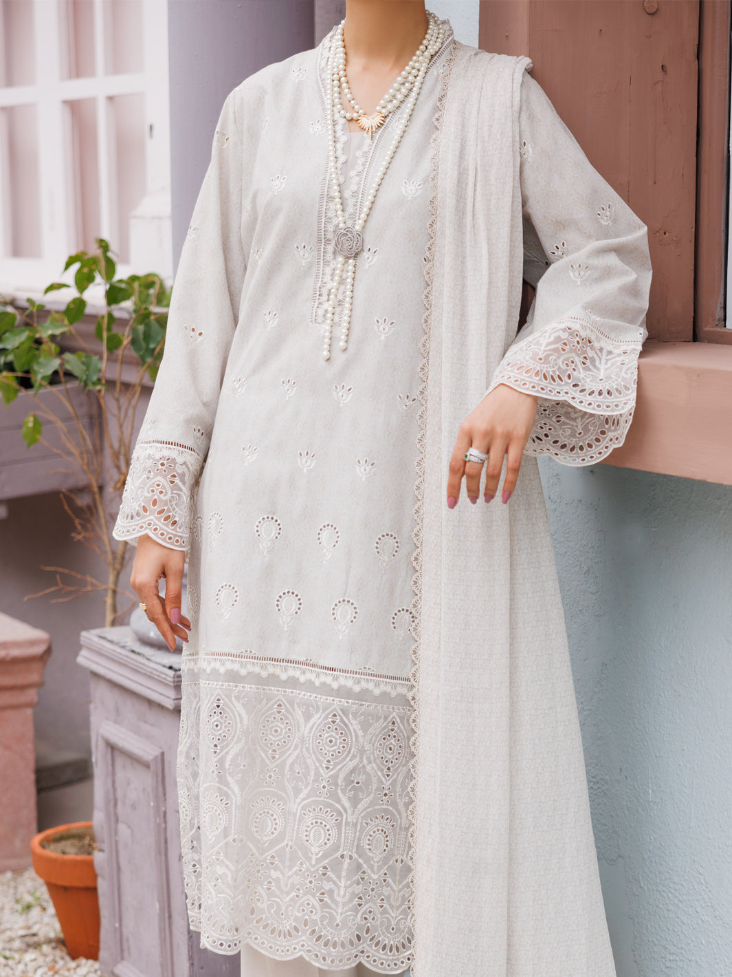Light Grey Lawn 3Pc Stitched - ALP-3PS-2186