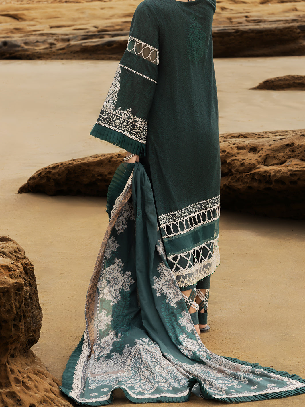 Green Lawn 3Pc Unstitched - ALP-3PS-2216