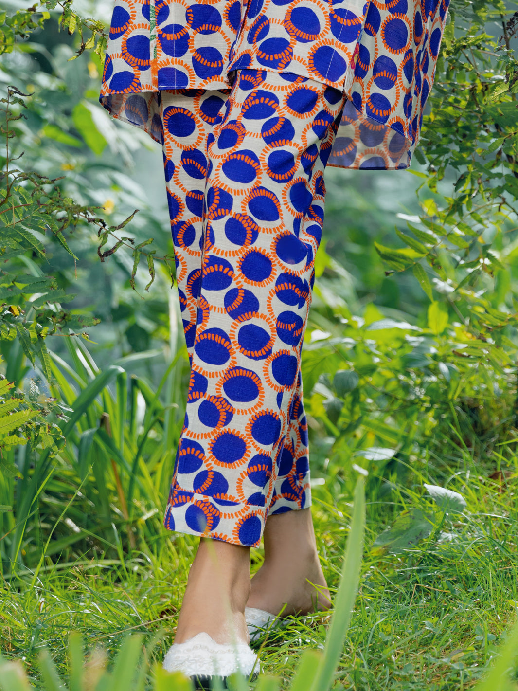Blue Khaddar 2 Piece Stitched - AWP-2PS-LKS-606B