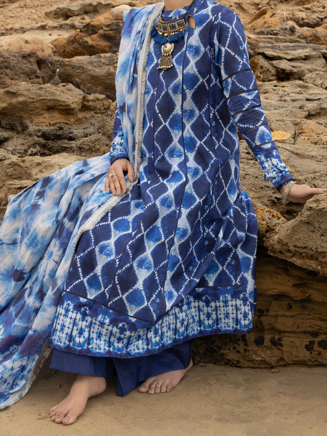 Blue Lawn 2 Piece Unstitched - ALP-2PS-SLKD-2252