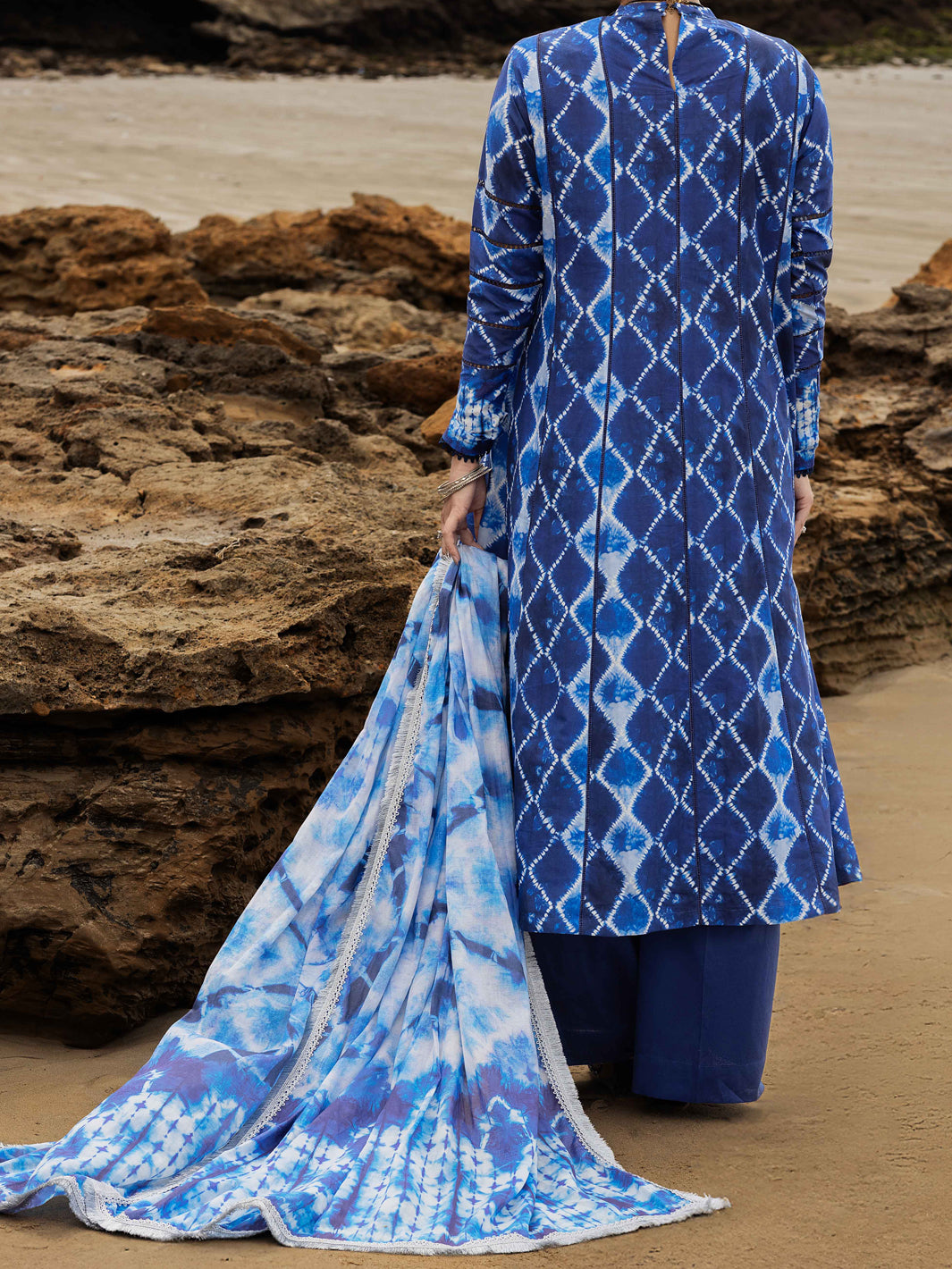 Blue Lawn 2 Piece Unstitched - ALP-2PS-SLKD-2252