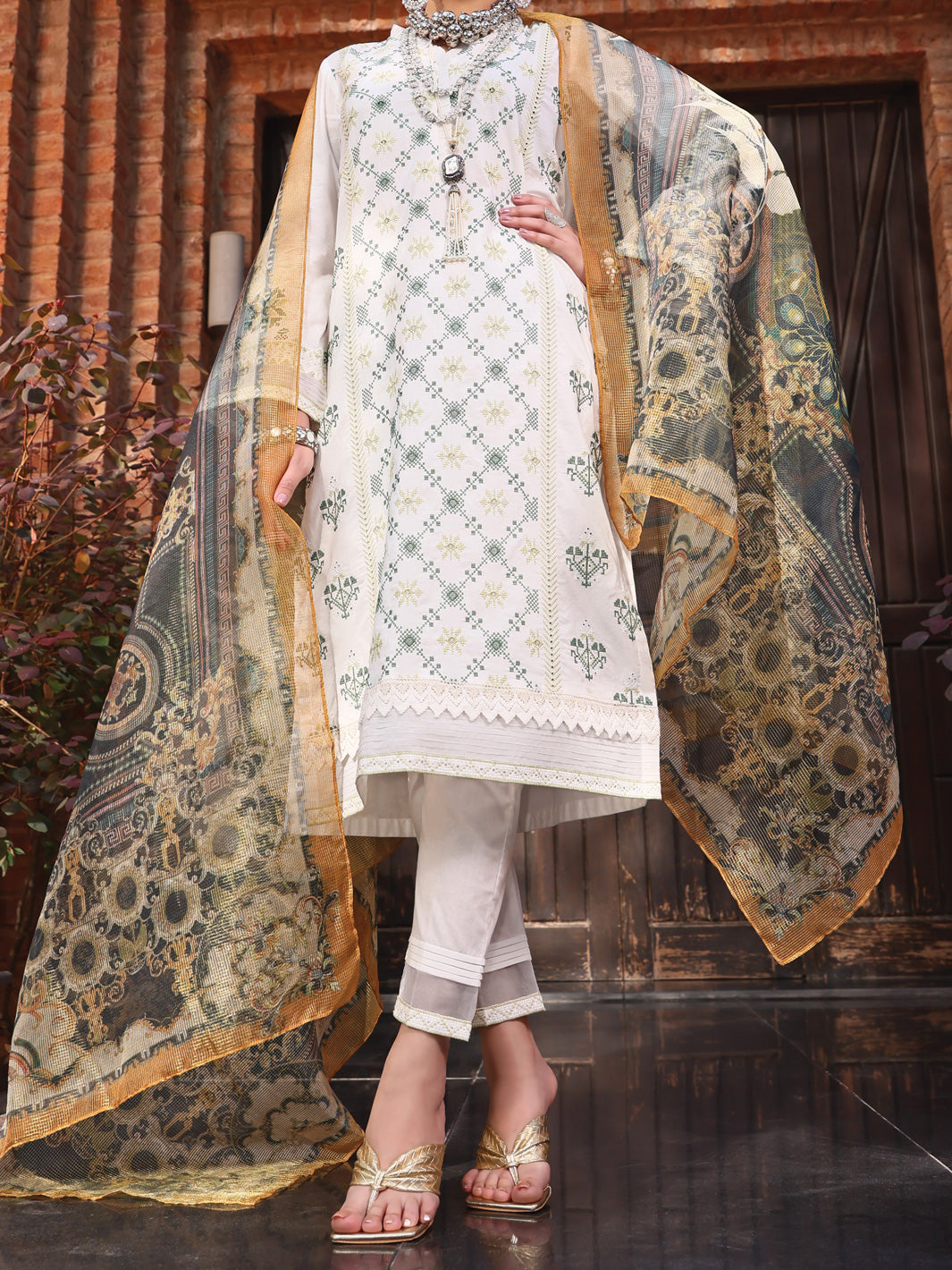 White Lawn 3 Piece Stitched - ALP-3PS-1064/S