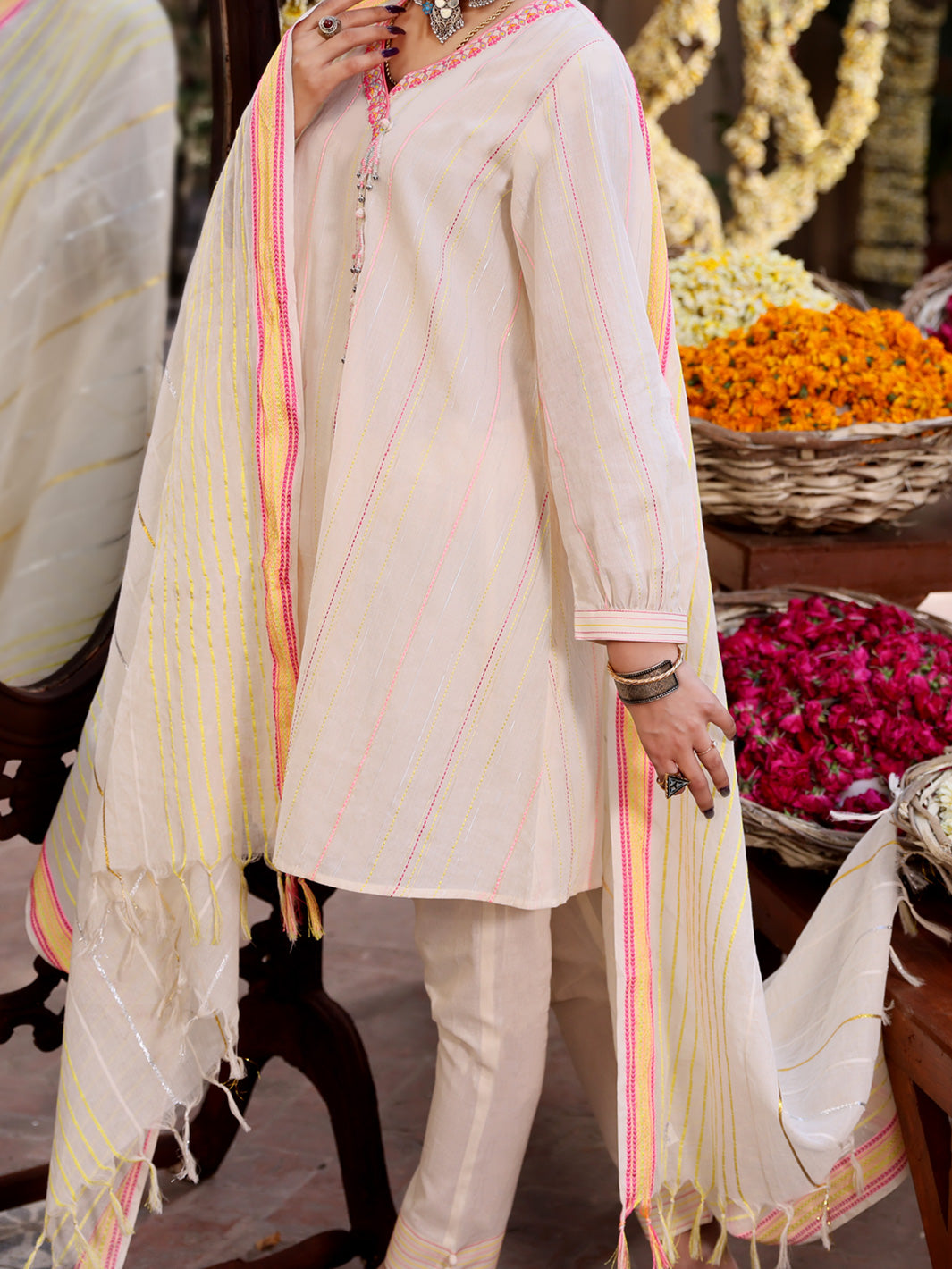 Off White Yarn-Dyed Jacquard 3Pc Stitched - ALP-3PS-1094
