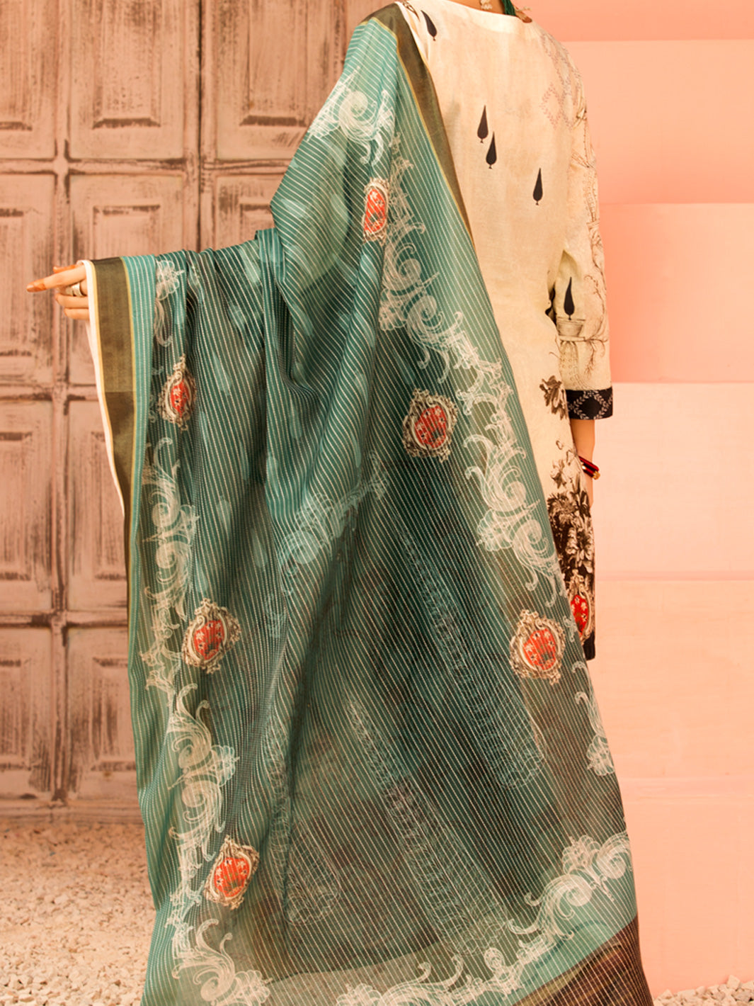 Ivory Lawn 3 Piece Stitched - ALP-3PS-1139