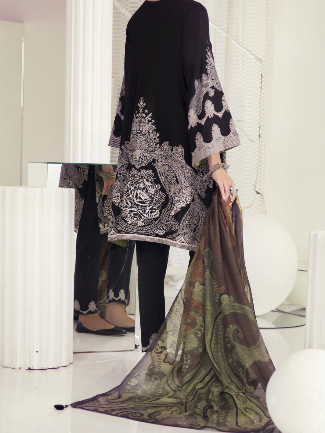 Black Lawn 3 Piece Unstitched - ALP-3PS-1237
