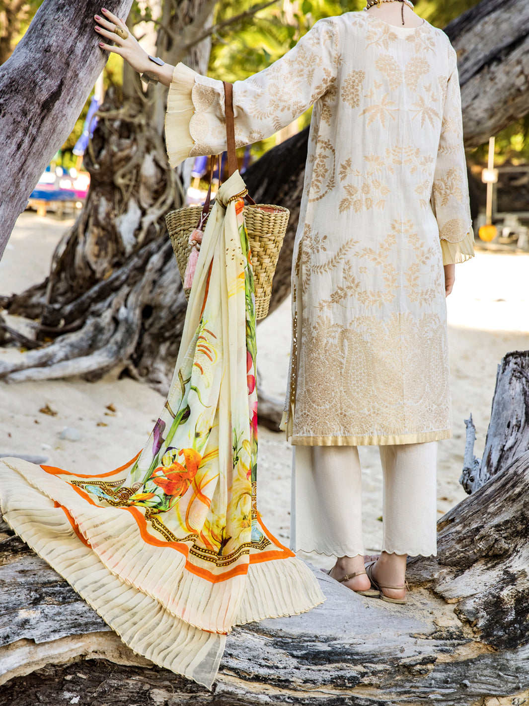 Off White Jacquard 3 Piece Stitched - ALP-3PS-1249