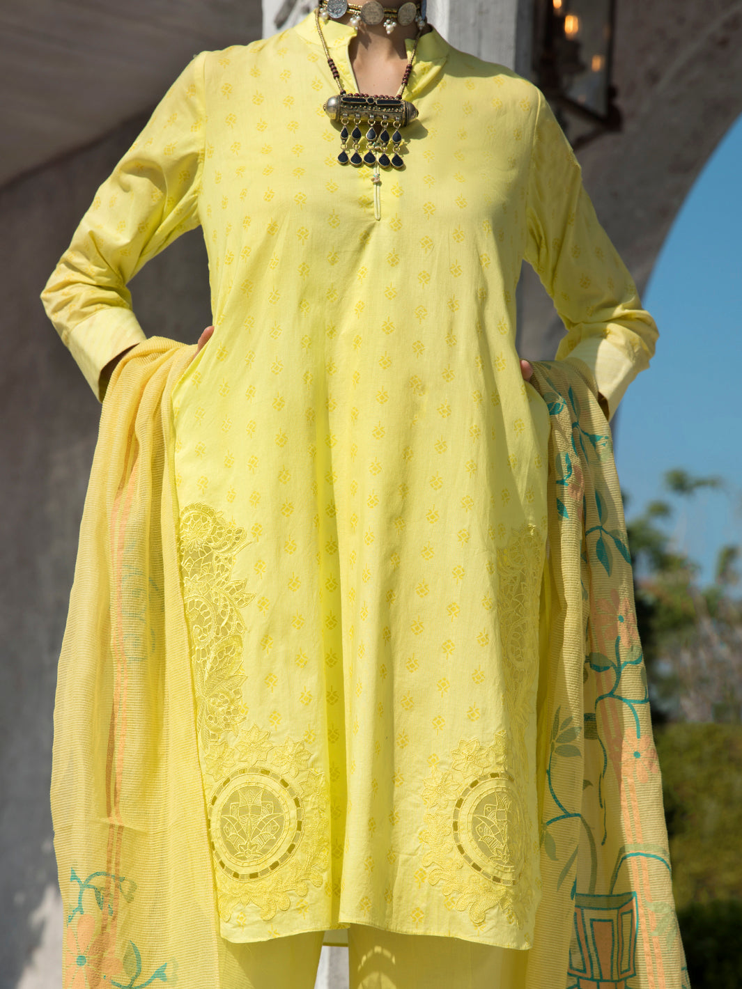 Parrot Green Lawn 3Pc Unstitched - ALP-3PS-1258