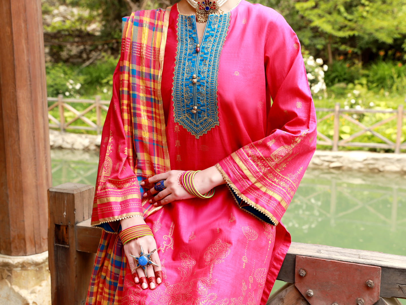 Fuchsia Lawn 3Pc Stitched - ALP-3PS-1383