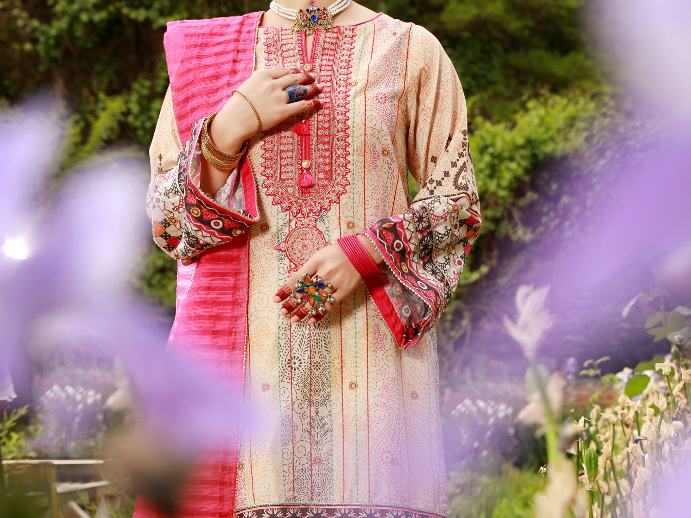 Off White Lawn 3Pc Unstitched - ALP-3PS-1387