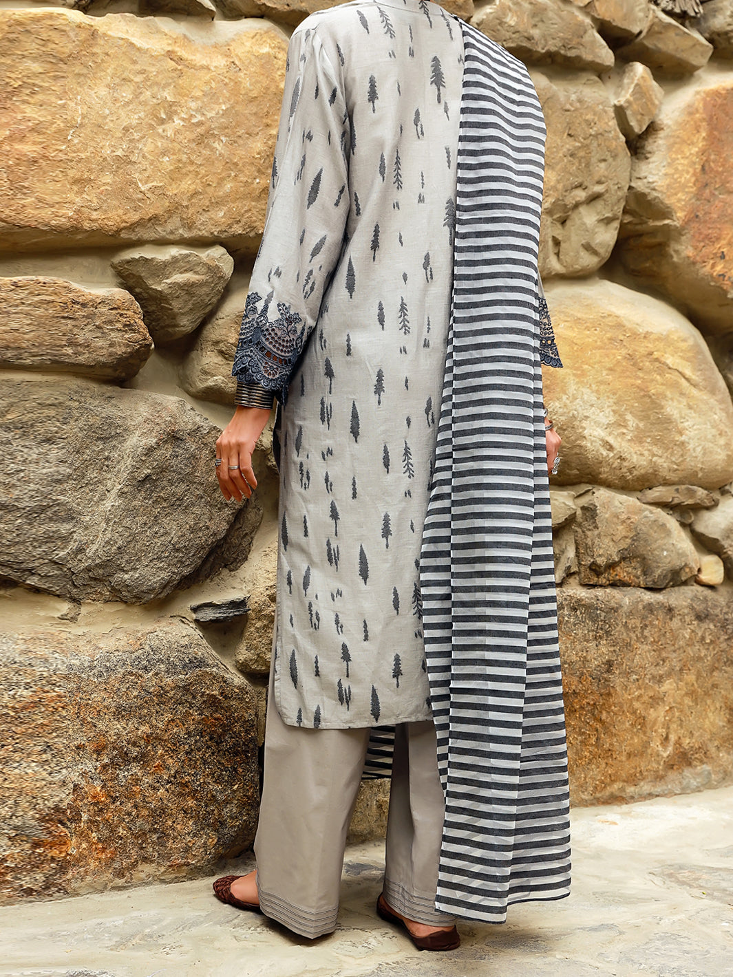 Grey Yarn-Dyed 3Pc Unstitched - ALP-3PS-1414