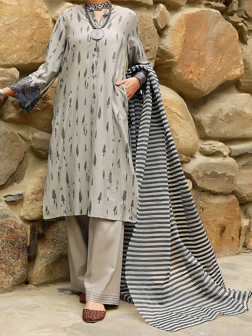 Grey Yarn-Dyed 3Pc Unstitched - ALP-3PS-1414