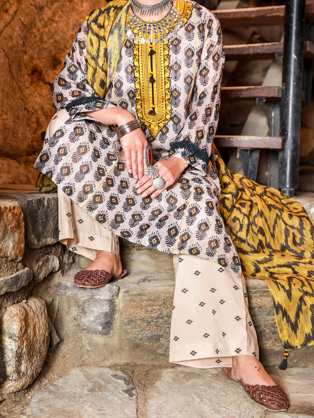 Beige Jacquard 3Pc Stitched - ALP-3PS-1420