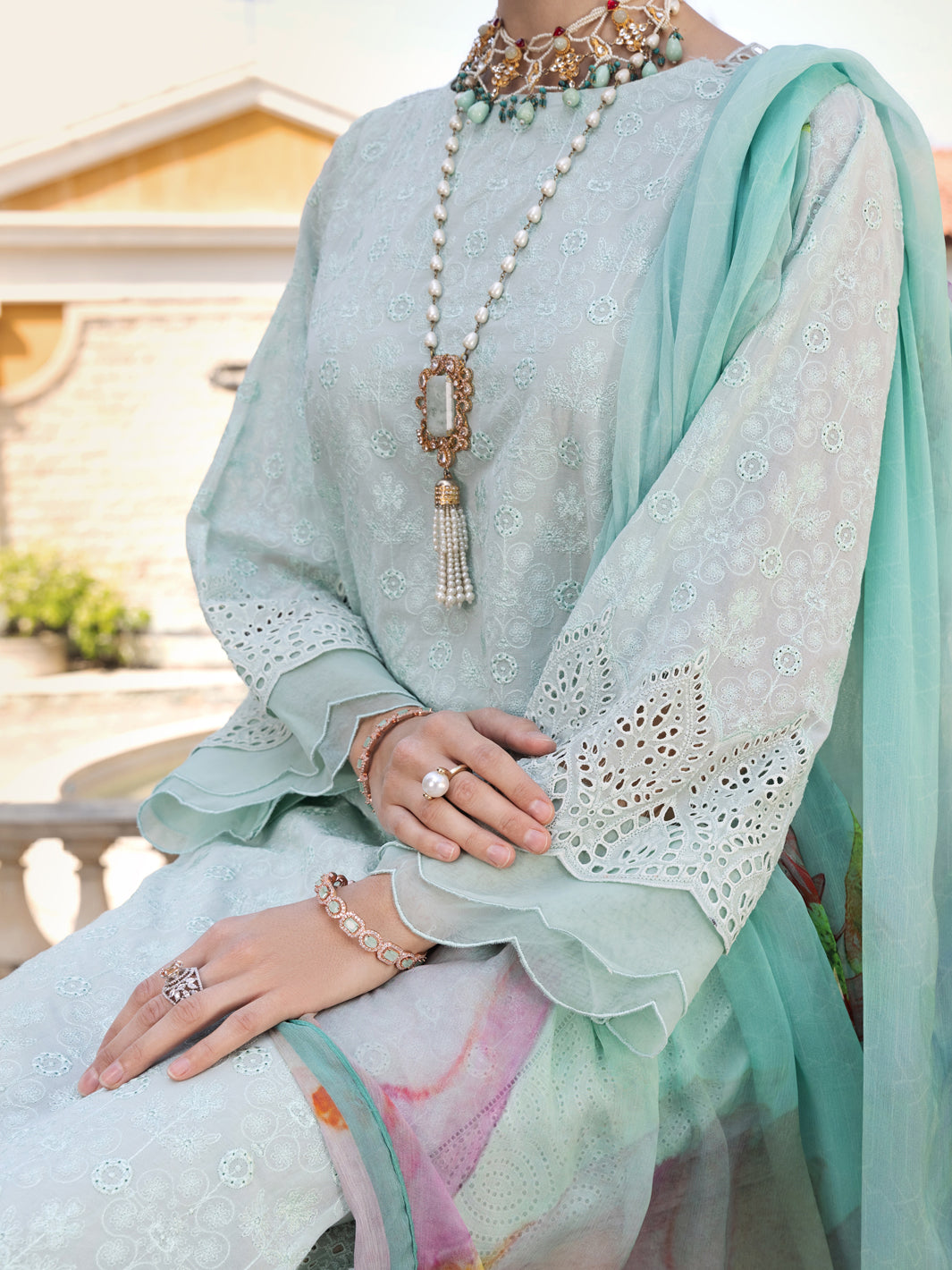 Ferozi Lawn 3Pc Unstitched - ALP-3PS-1586