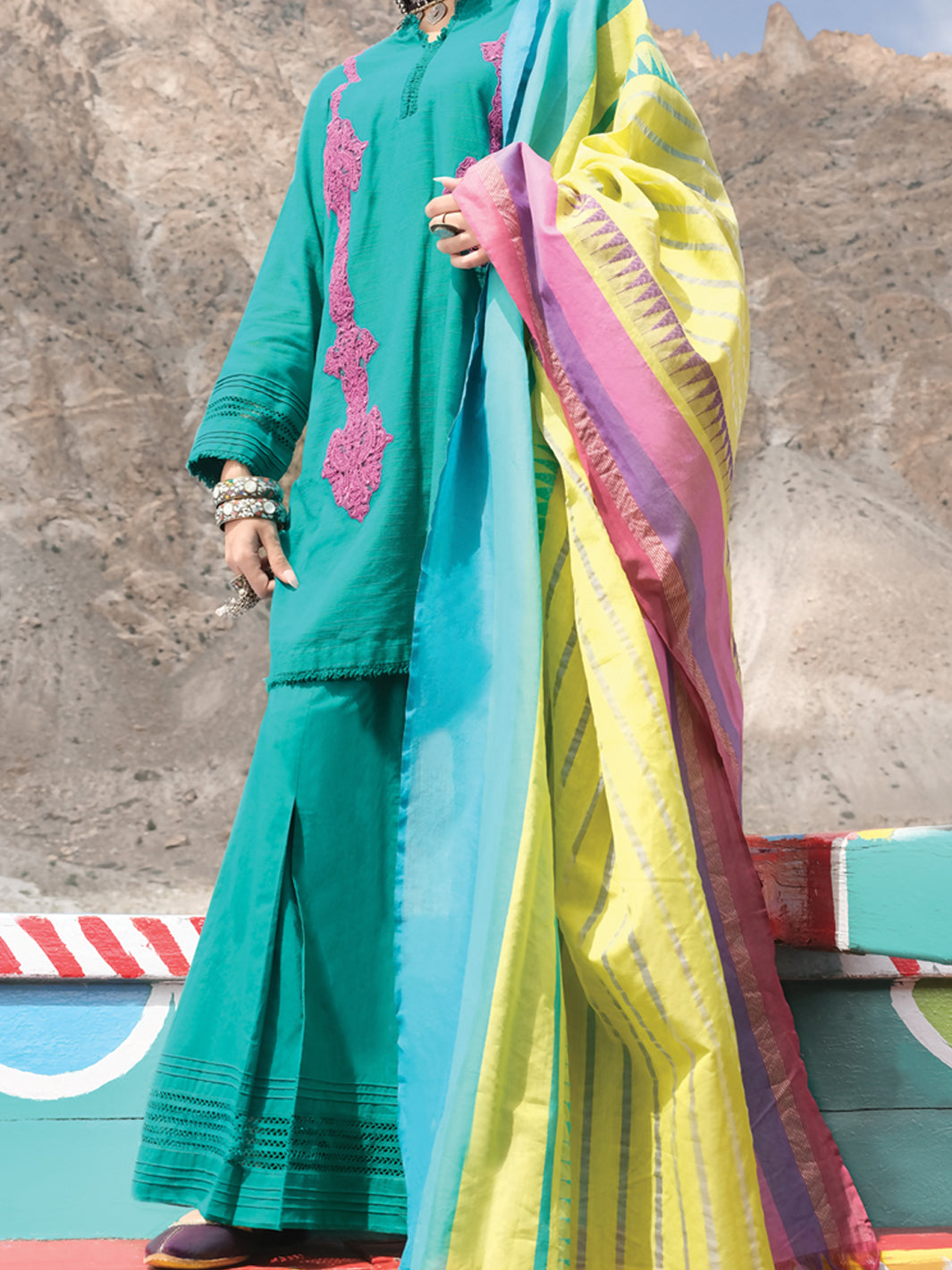 Turquoise Khaddar 3Pc Stitched - AWP-229