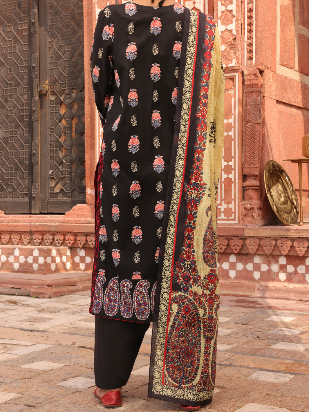 Black Cambric 3 Piece Stitched - AWP-3PS-400