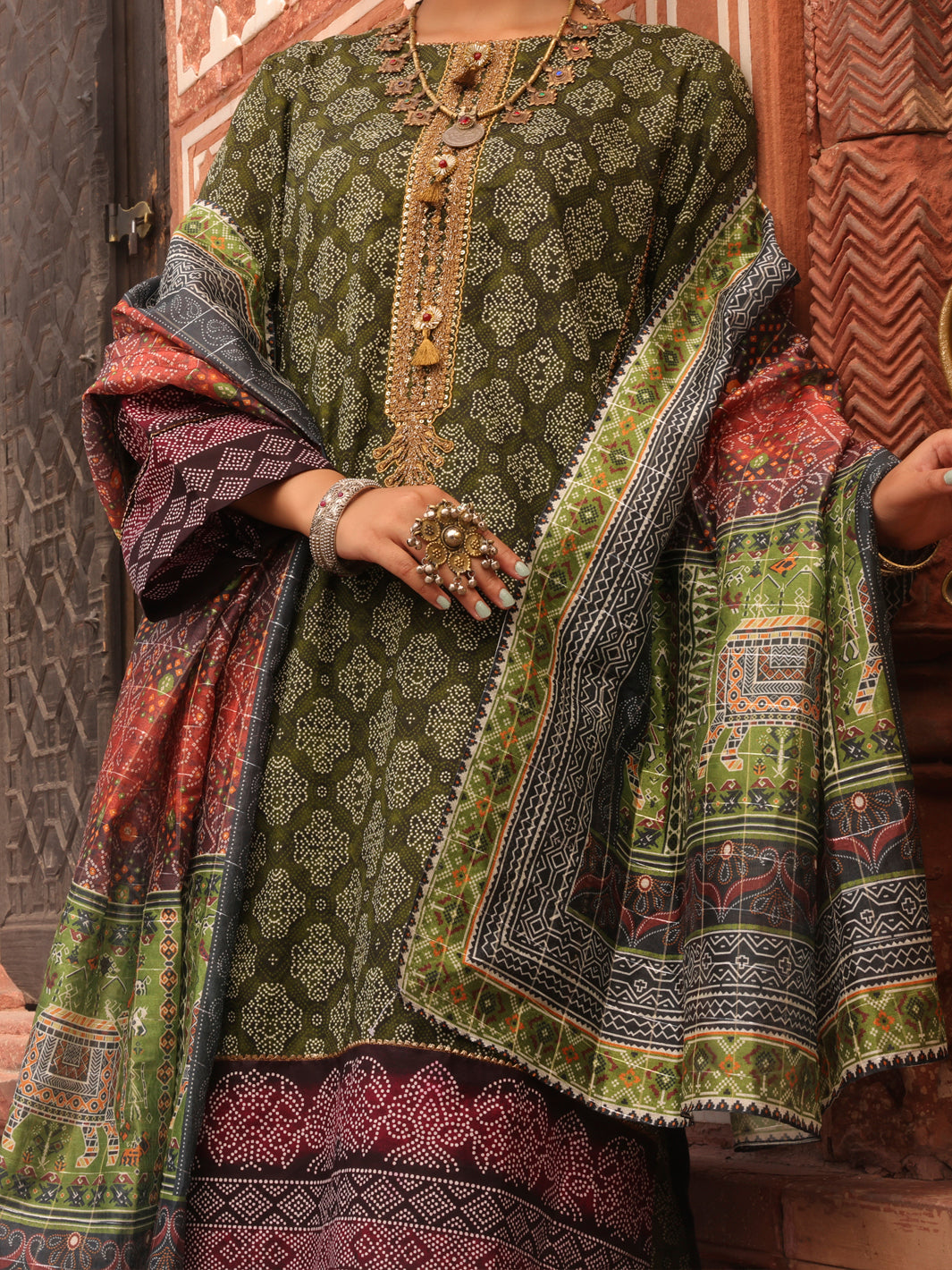 Green Cambric Unstitched 3Pc - AWP-3PS-410