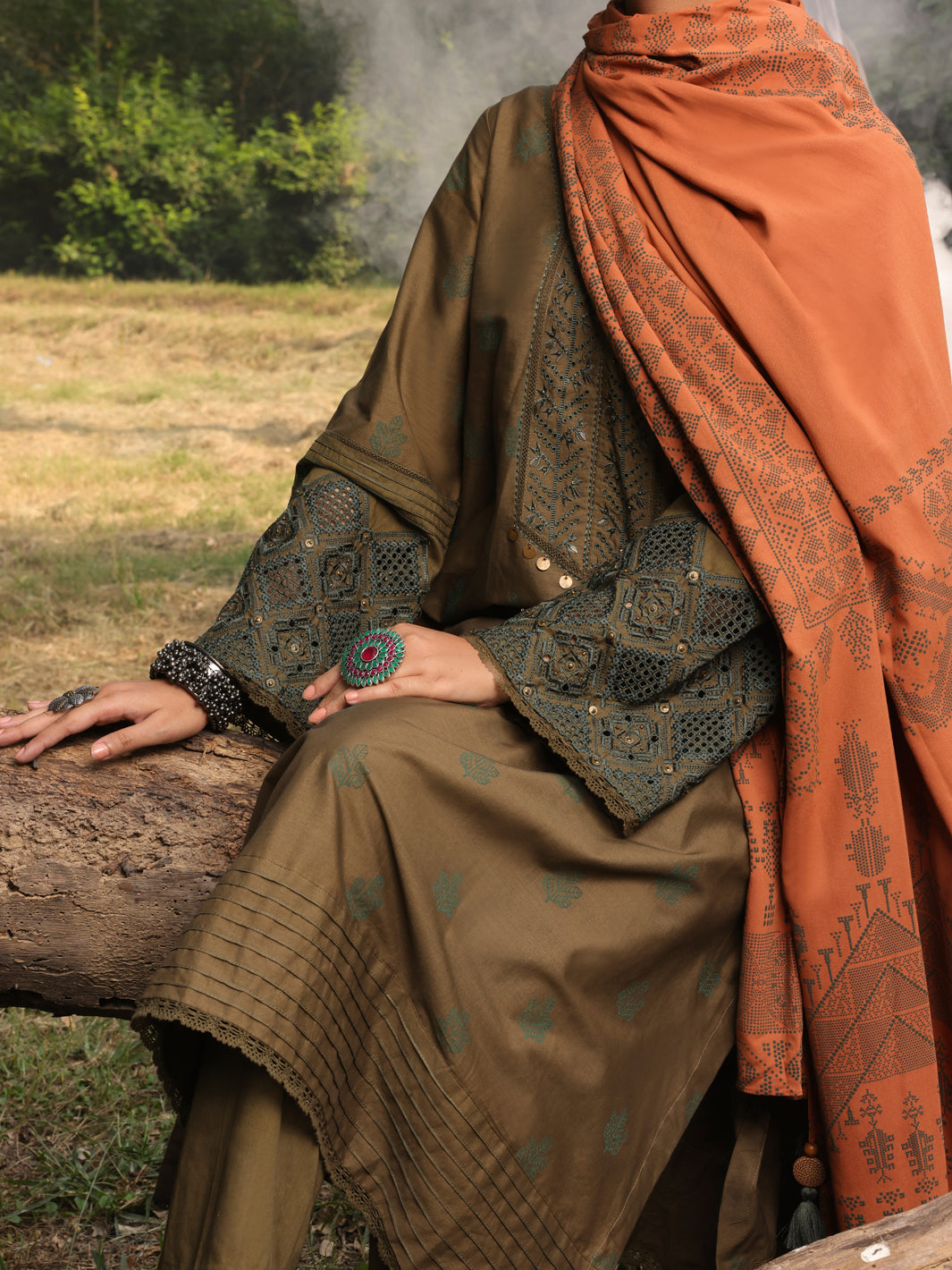 Mehndi Green Cambric Unstitched 3Pc - AWP-3PS-418