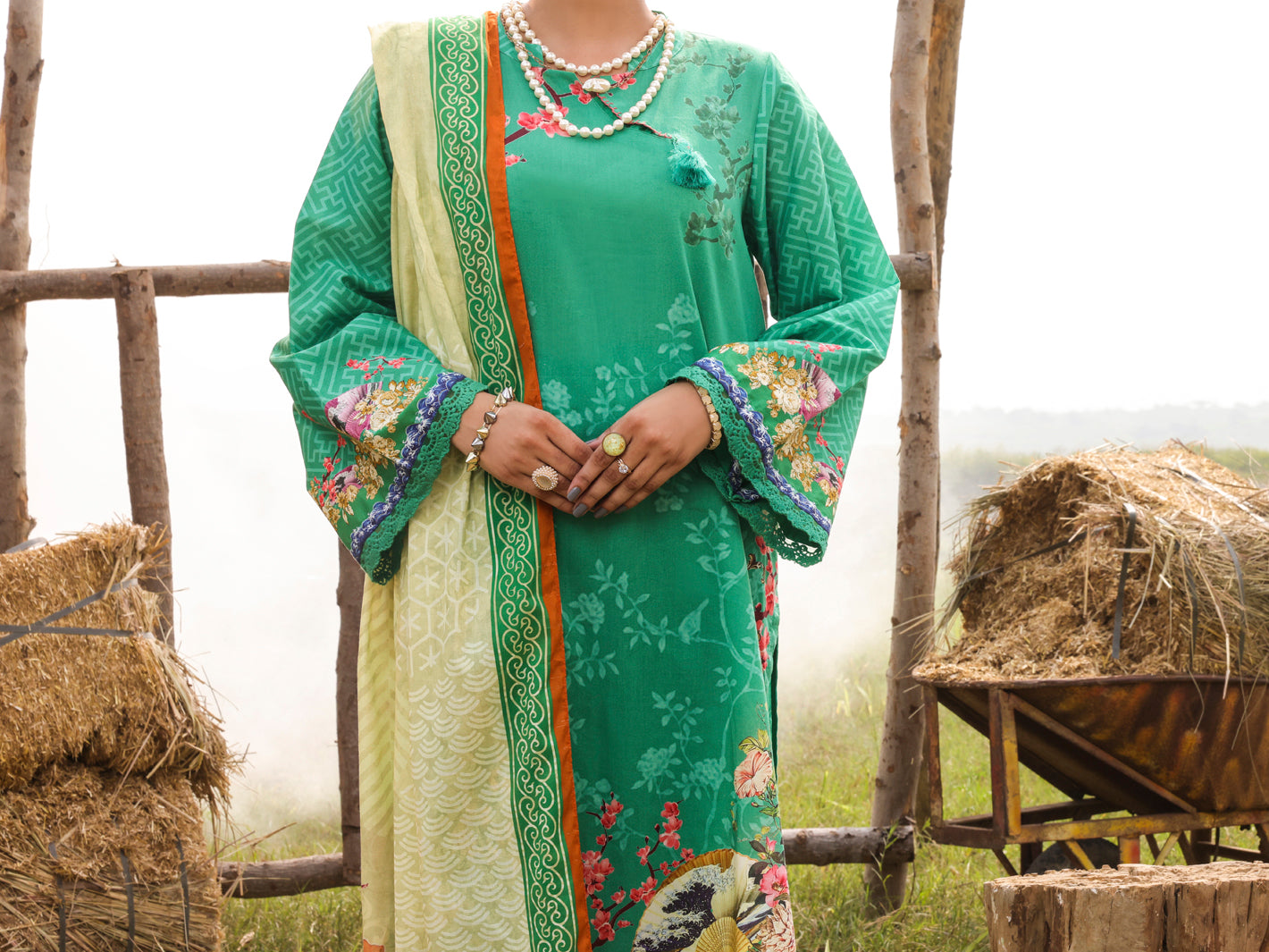 Green Cambric Unstitched 3Pc - AWP-3PS-519